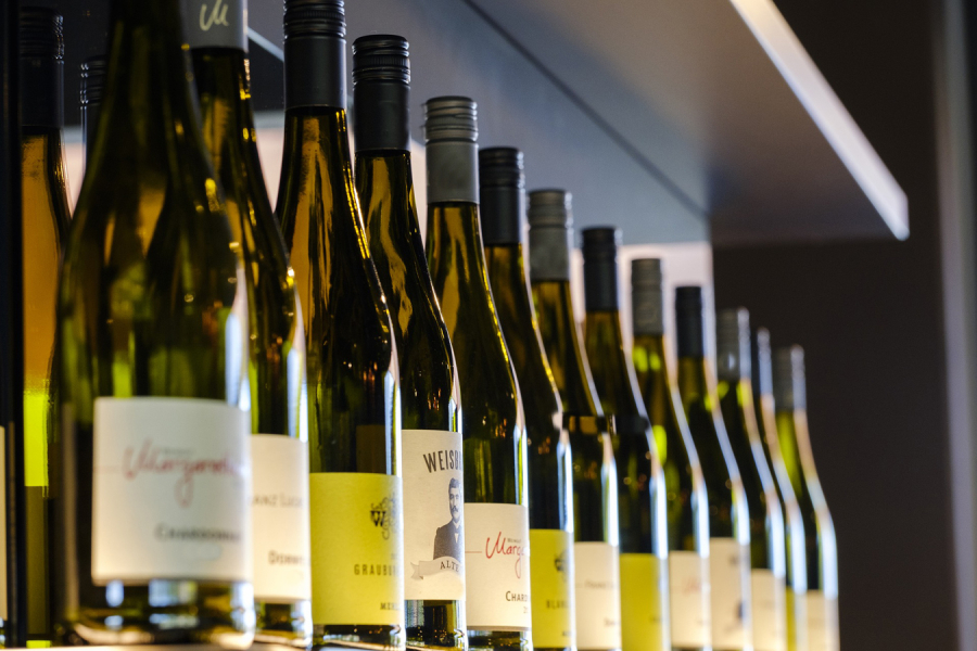 bearb restaurant-3489370_1920